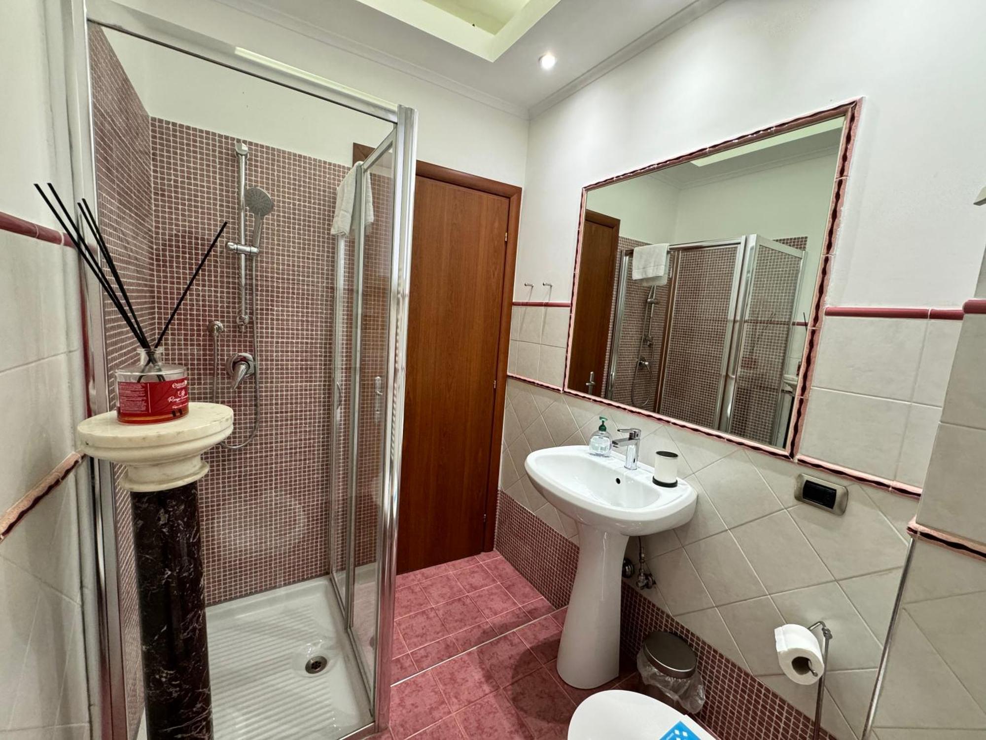 Colosseo Room Рим Екстериор снимка